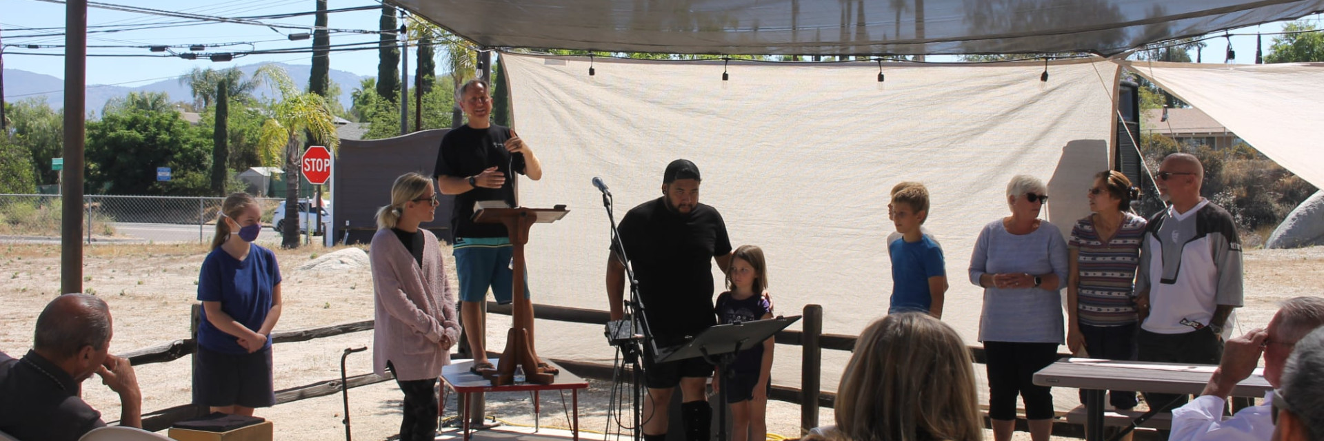 Pastor Gunnar preaching.