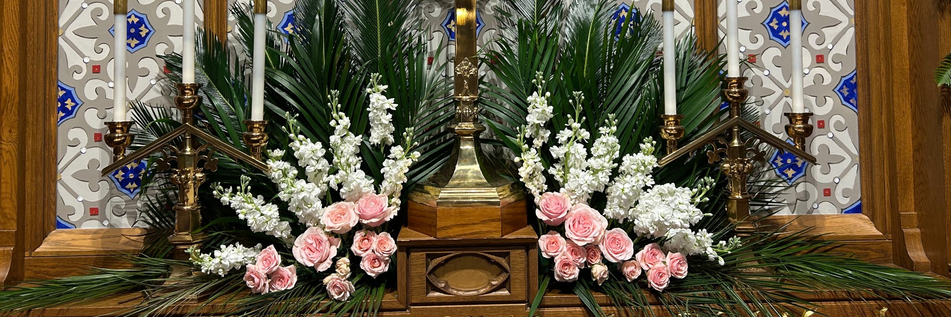 Altar Flowers Easter