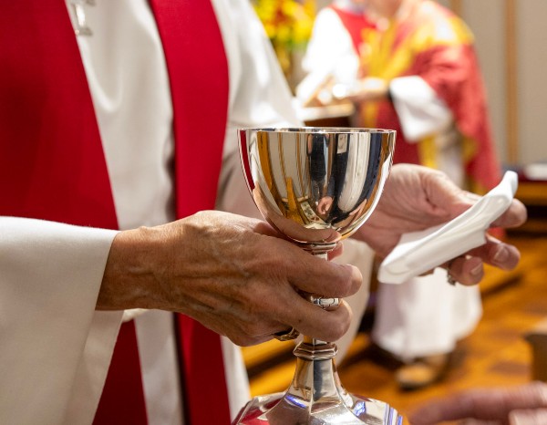 Chalice in communion